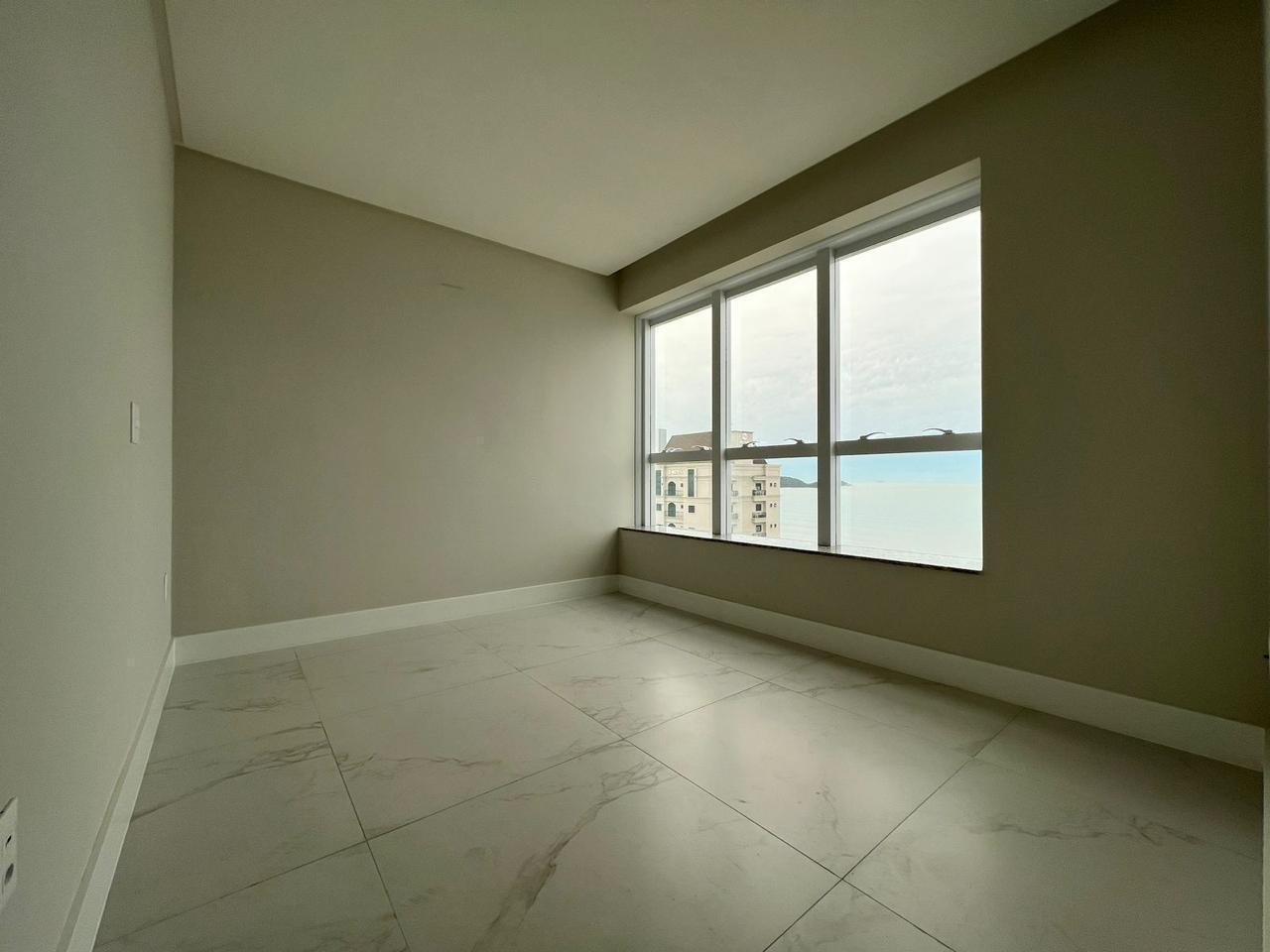 Apartamento, GARDEN SQUARE, Meia Praia