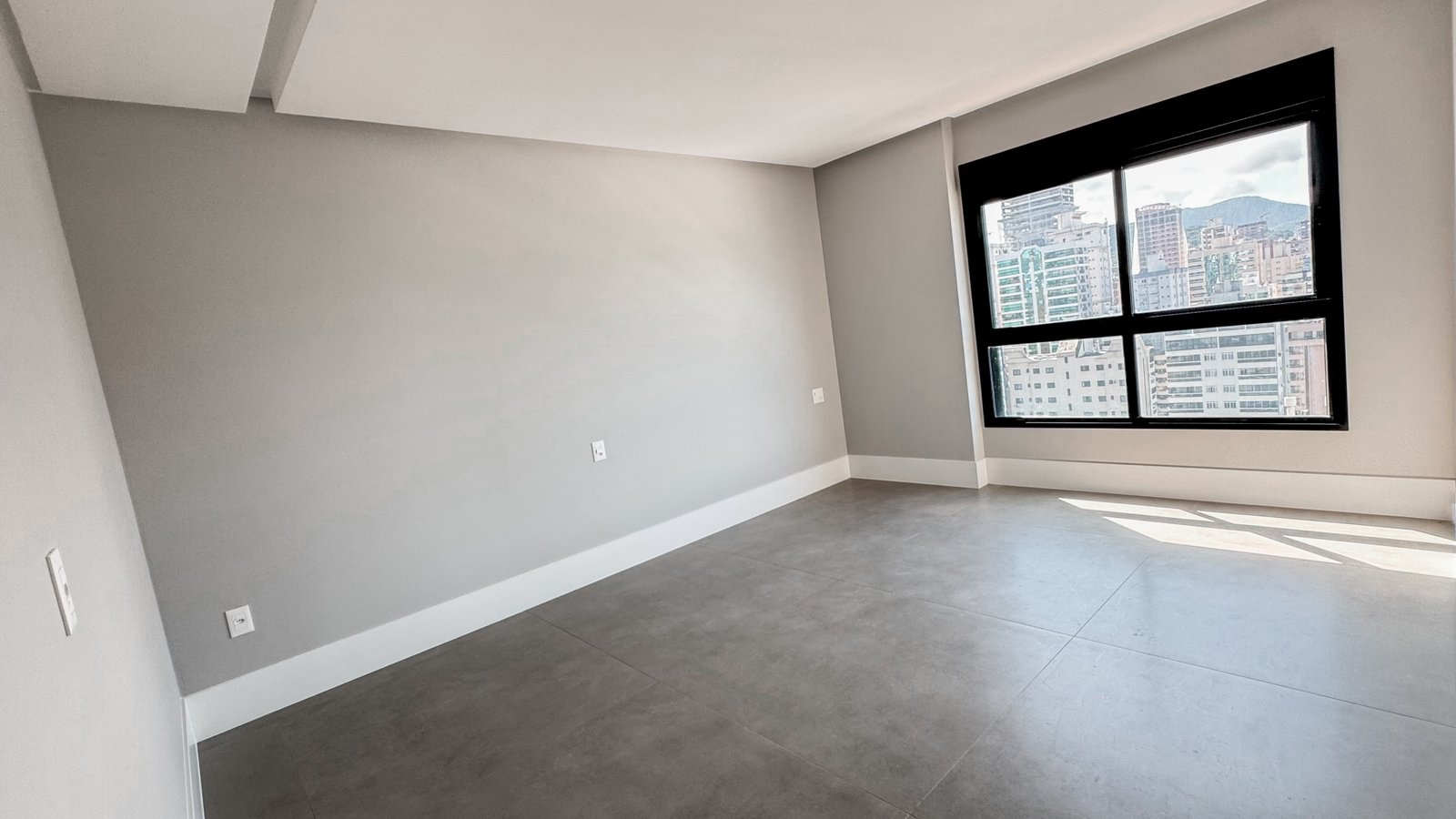 Apartamento, GRAN HILL, Meia Praia
