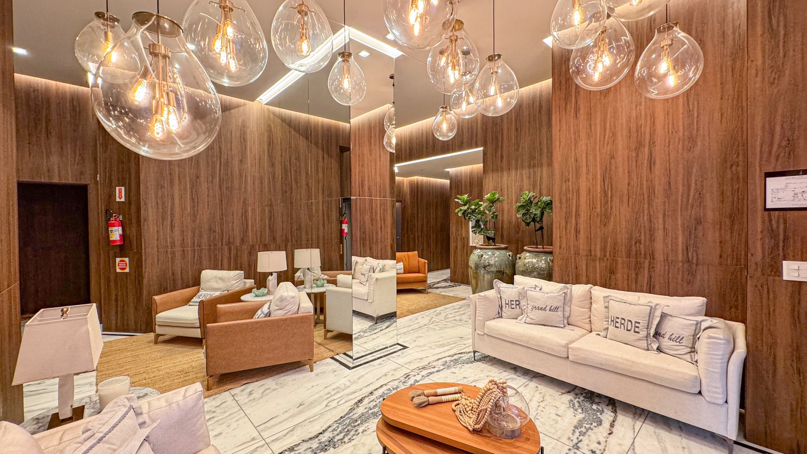 Apartamento, GRAN HILL, Meia Praia