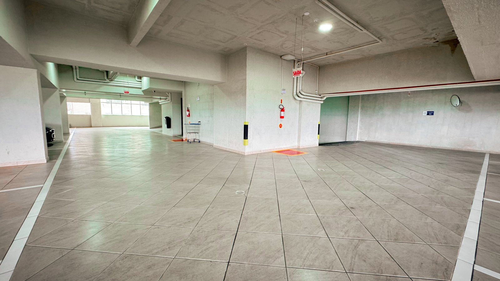 Apartamento, ELOHIM, Meia Praia