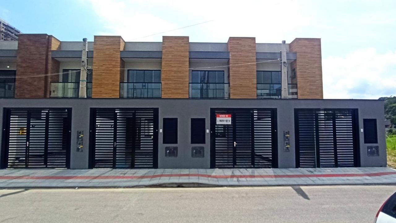 Casa, CASA, Balneário Perequê