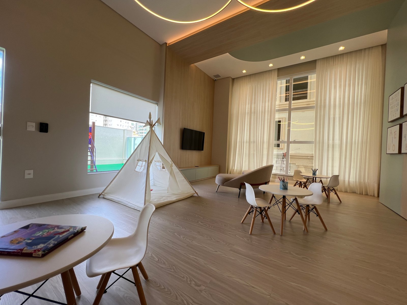 Apartamento, GRAND PROVENCE, Meia Praia