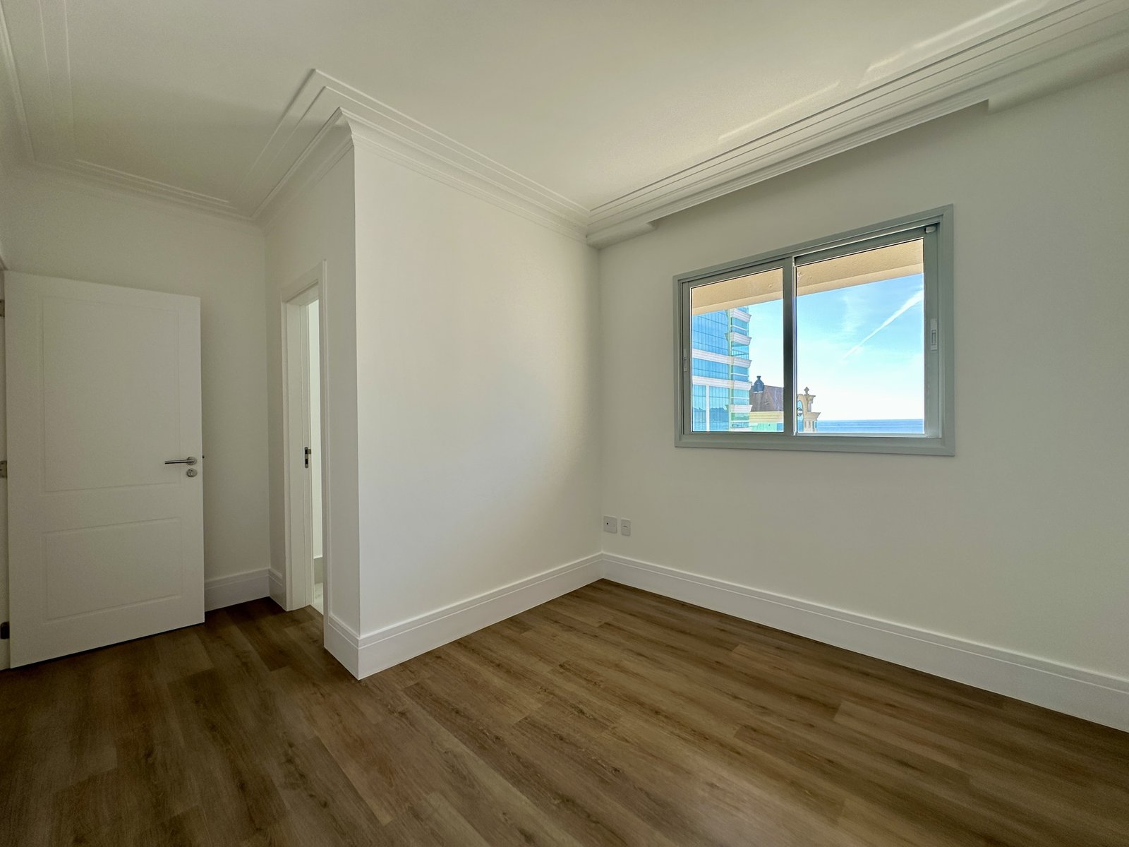 Apartamento, BELÍSSIMO, Meia Praia