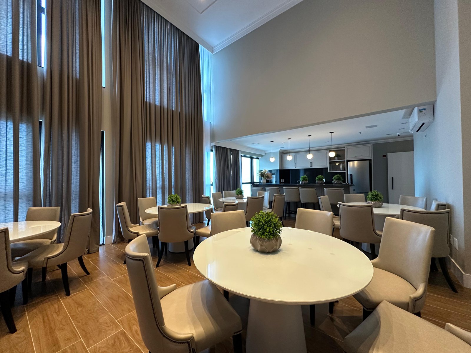 Apartamento, MANHATTAN FLATS, Centro