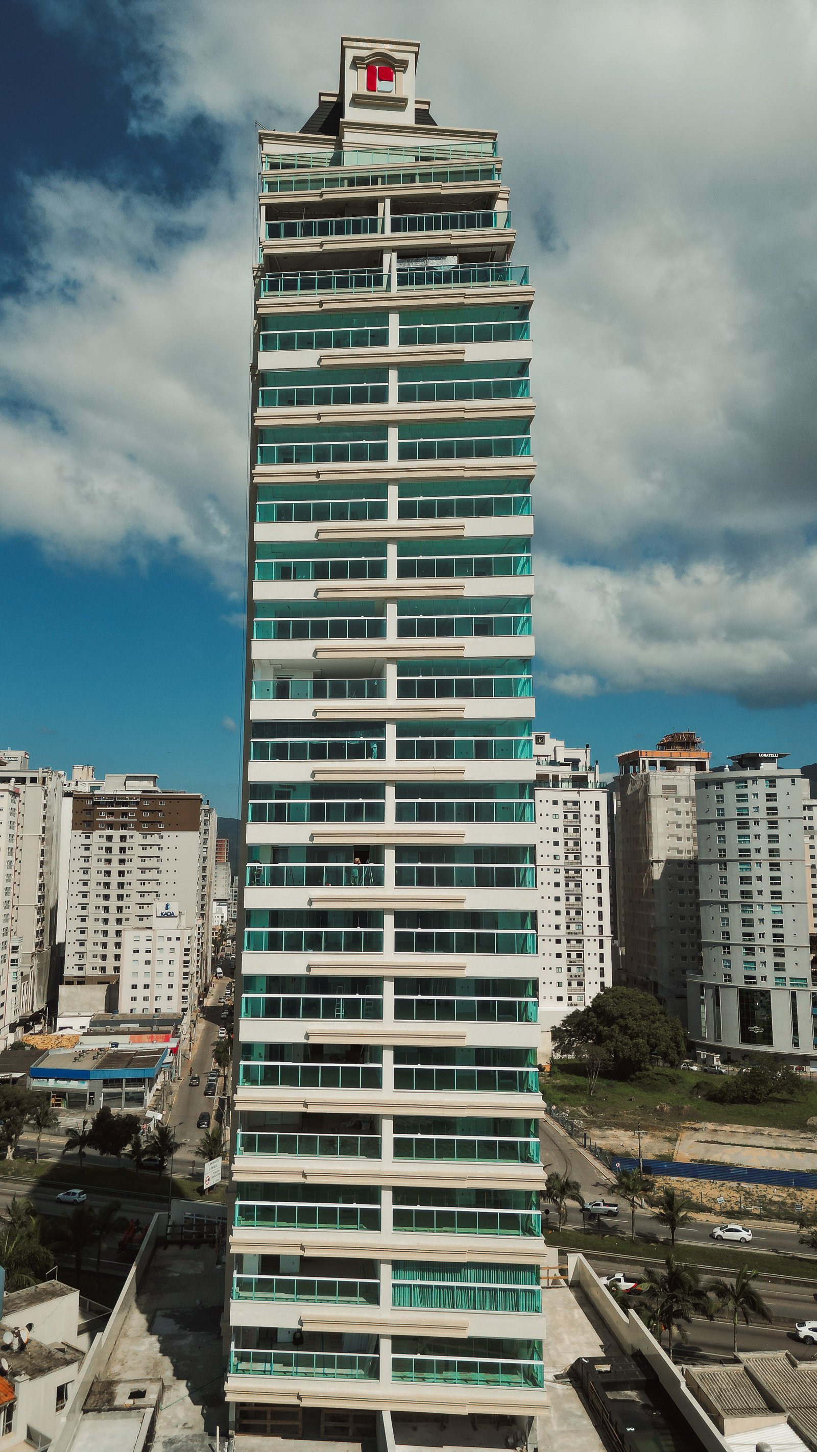 Apartamento, LUMIERE, Meia Praia