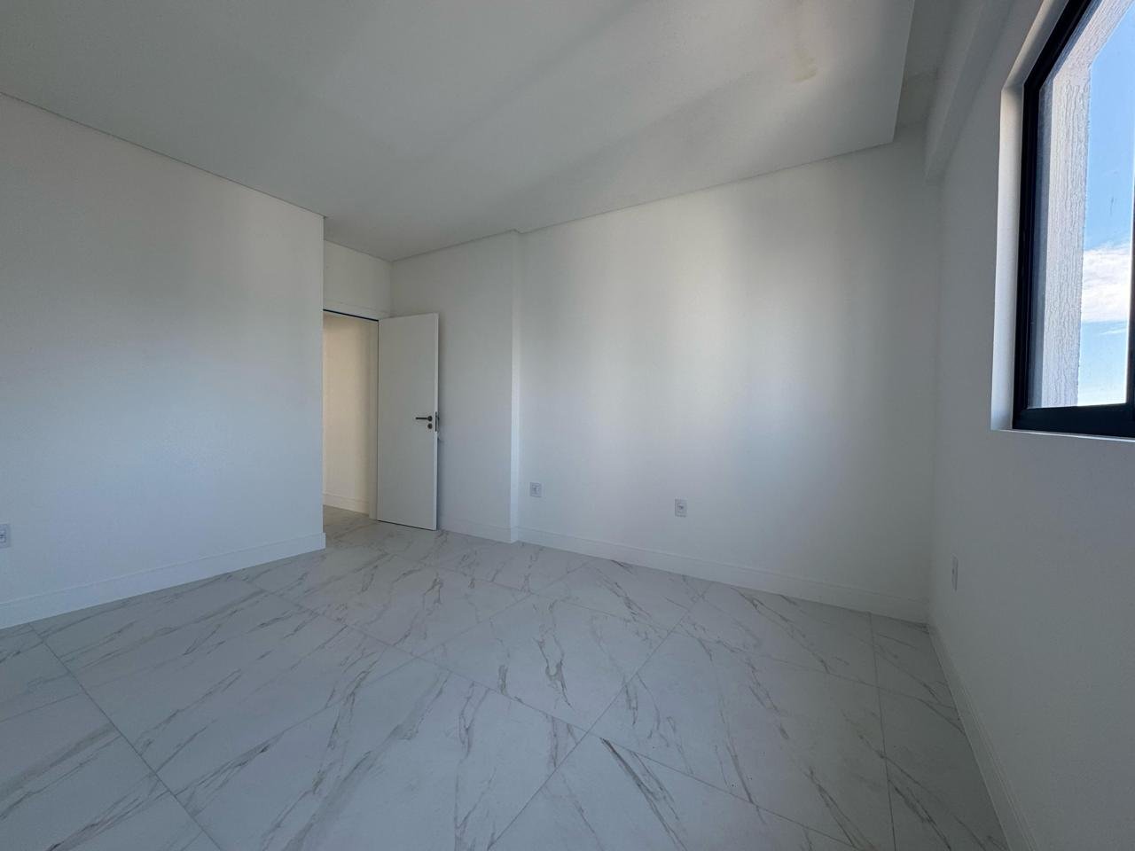 Apartamento, EXUBERANCE, Meia Praia