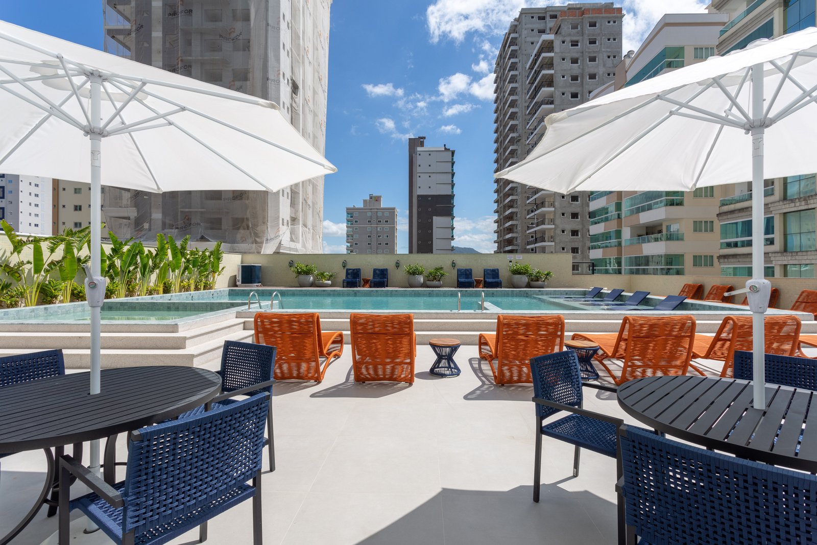 Apartamento, DOM BENEDITO, Meia Praia