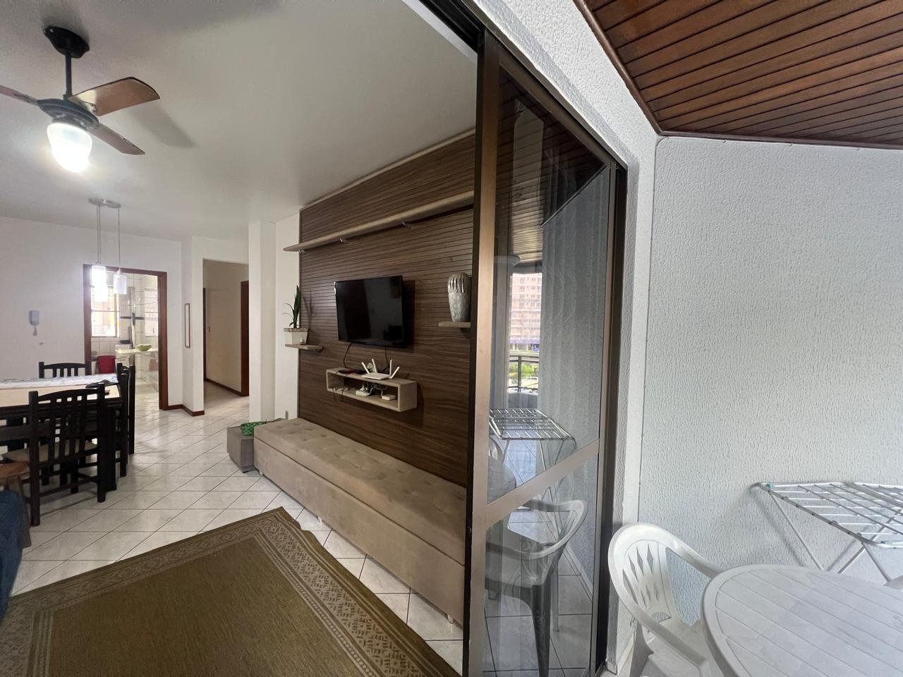 Apartamento, Campos Novos, Meia Praia