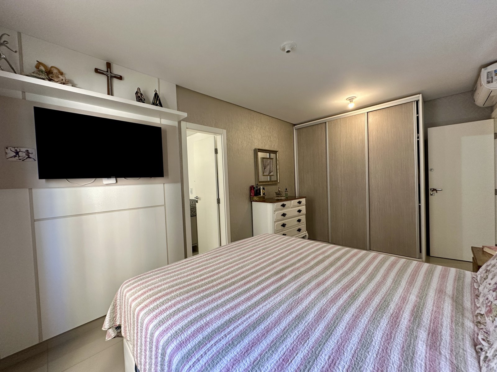 Apartamento, DONATTI, Meia Praia