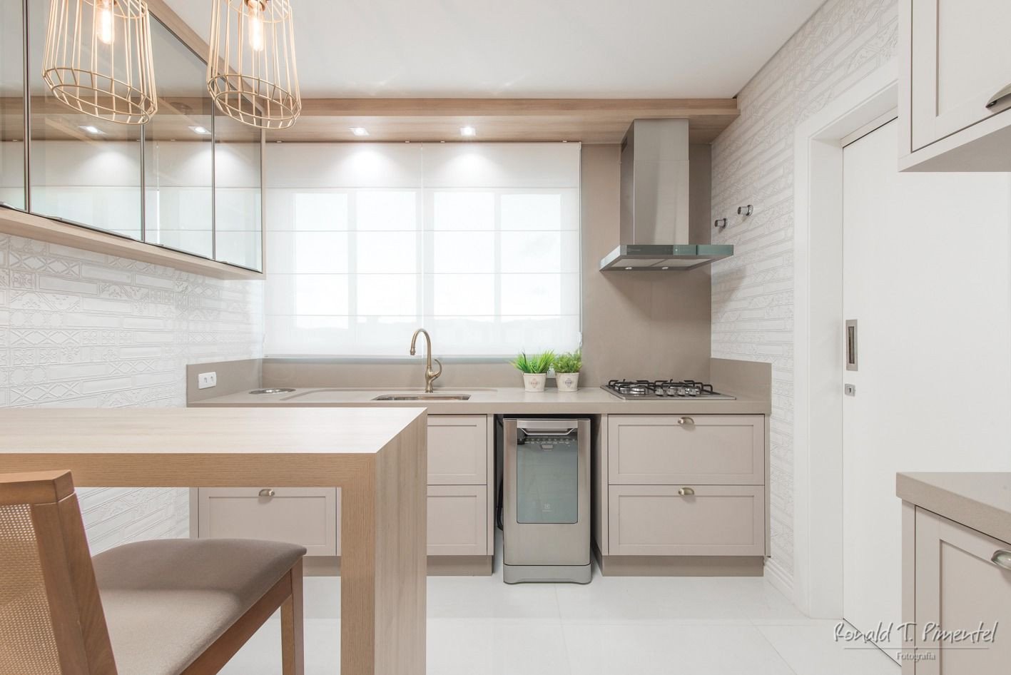 Apartamento, MELBOURN, Meia Praia