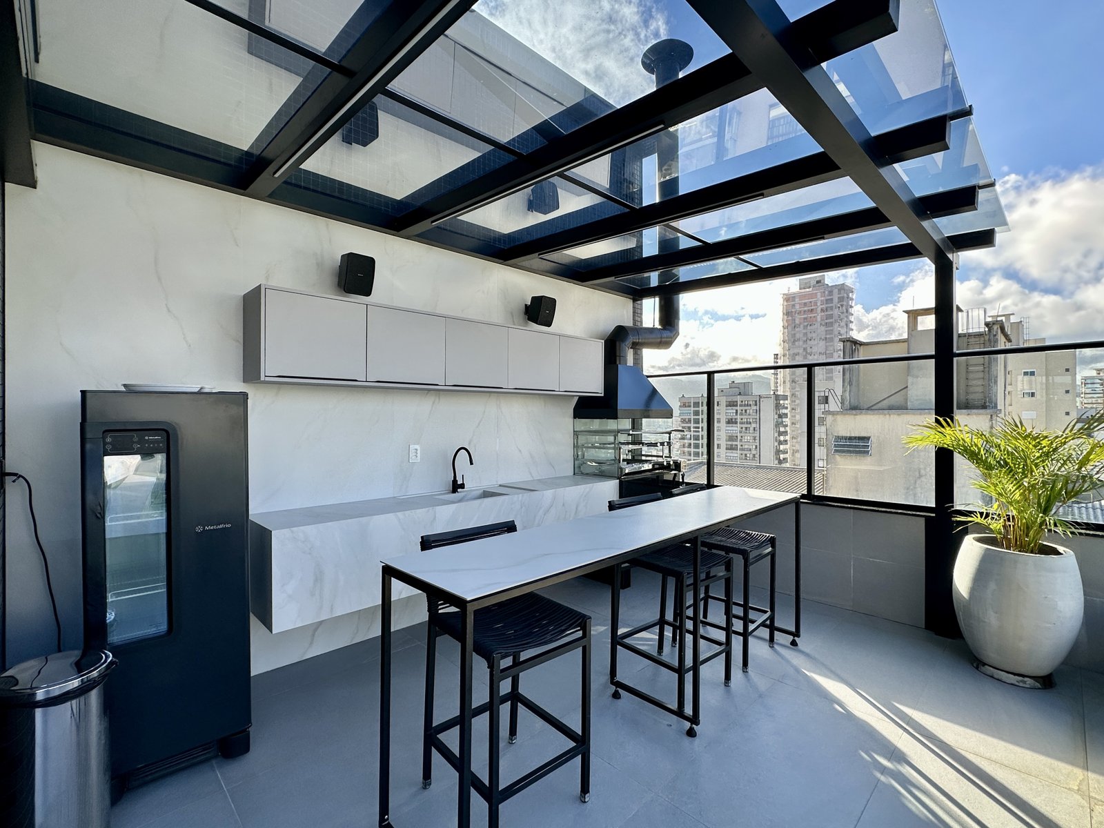 Apartamento, SELETTO, Meia Praia