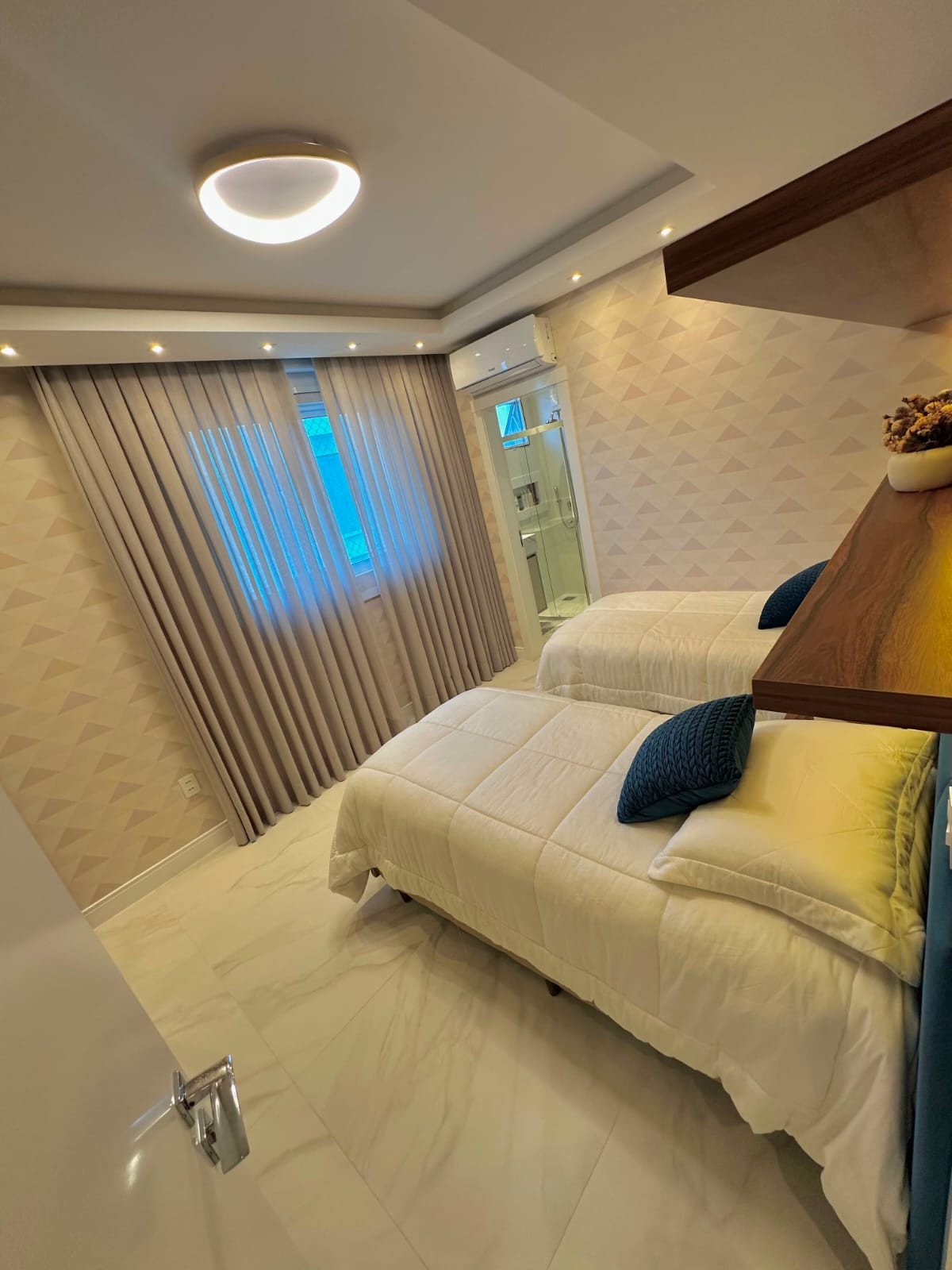 Apartamento, ZIMMERMANN, Meia Praia