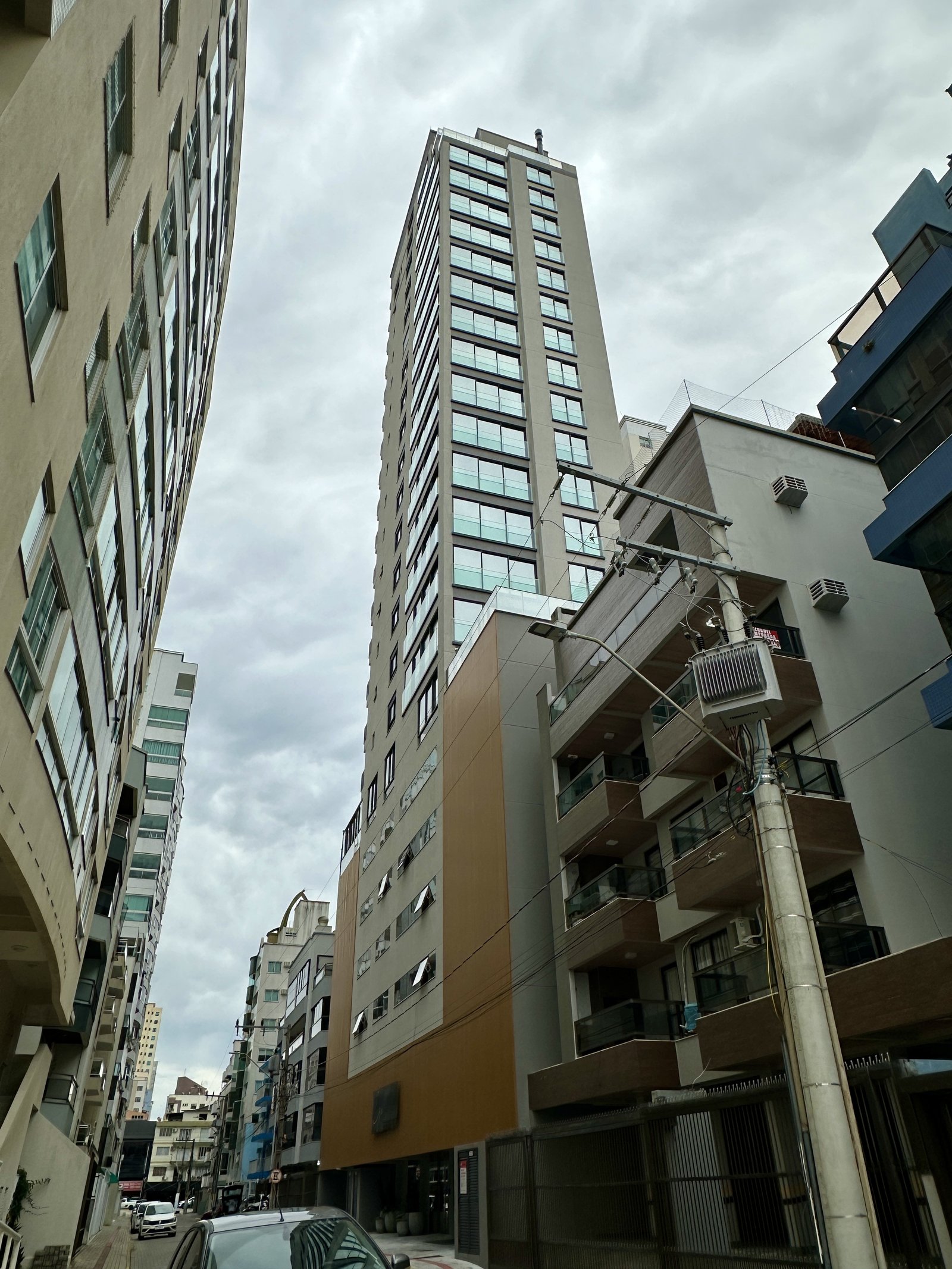 Apartamento, EZÉ, Meia Praia