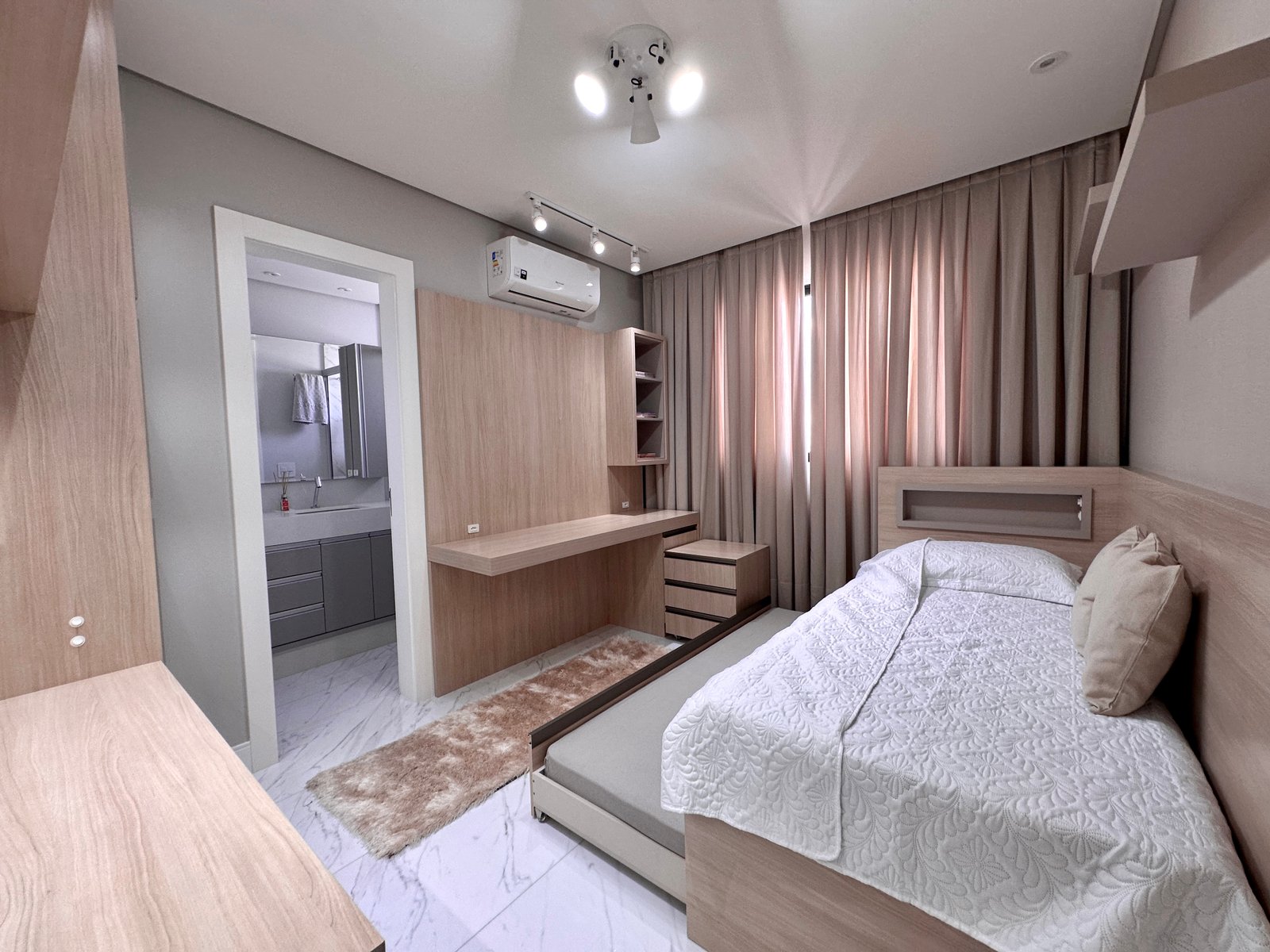 Apartamento, BEACH HOUSE, Meia Praia