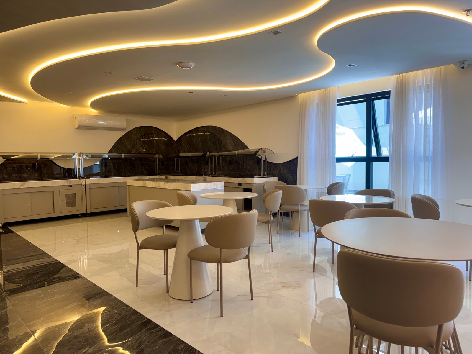 Apartamento, NEW YORK TOWER FLATS, Meia Praia