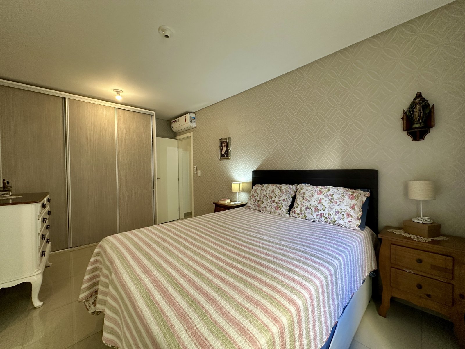 Apartamento, DONATTI, Meia Praia