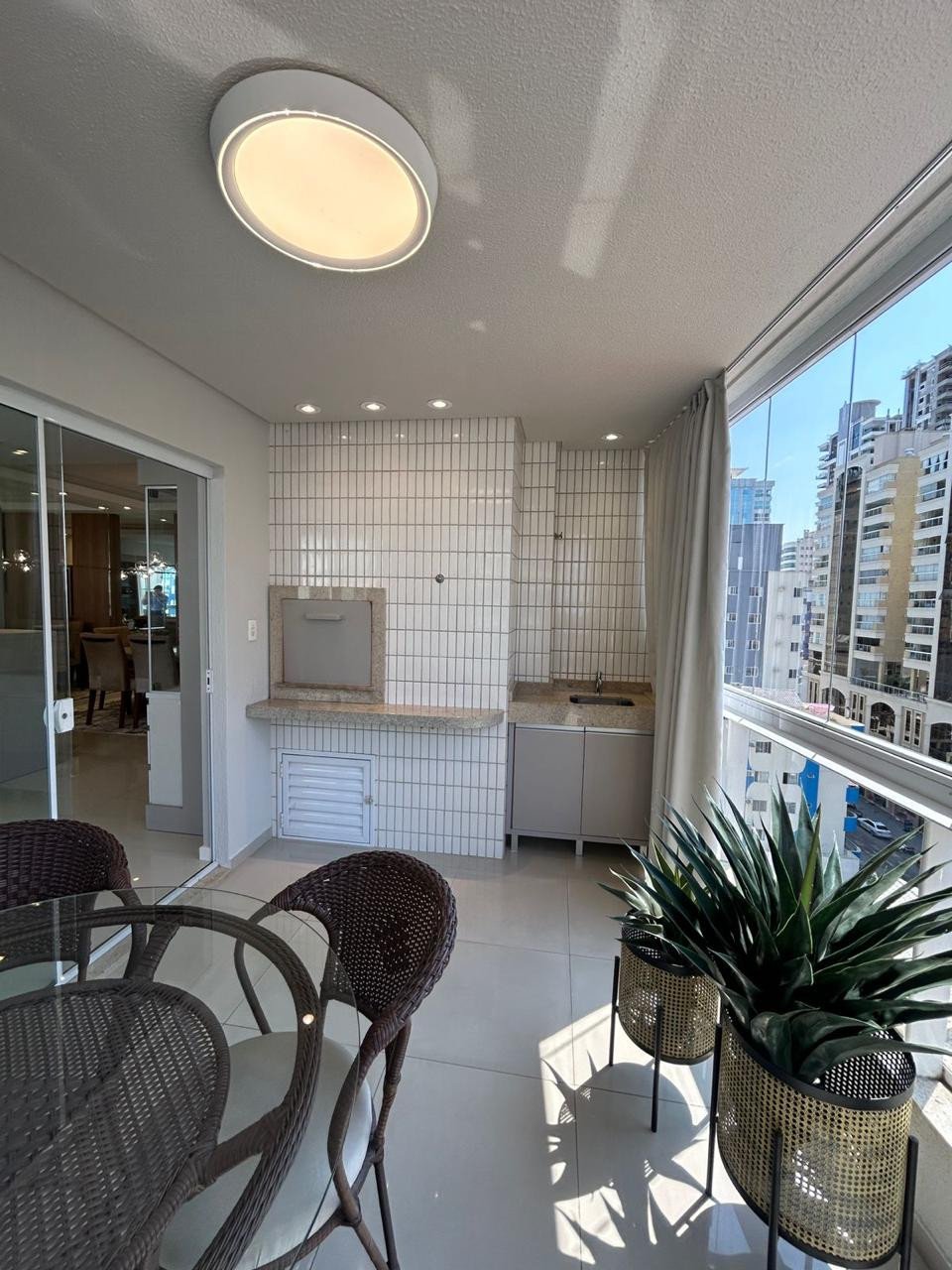 Apartamento, KANDINSKY, Meia Praia