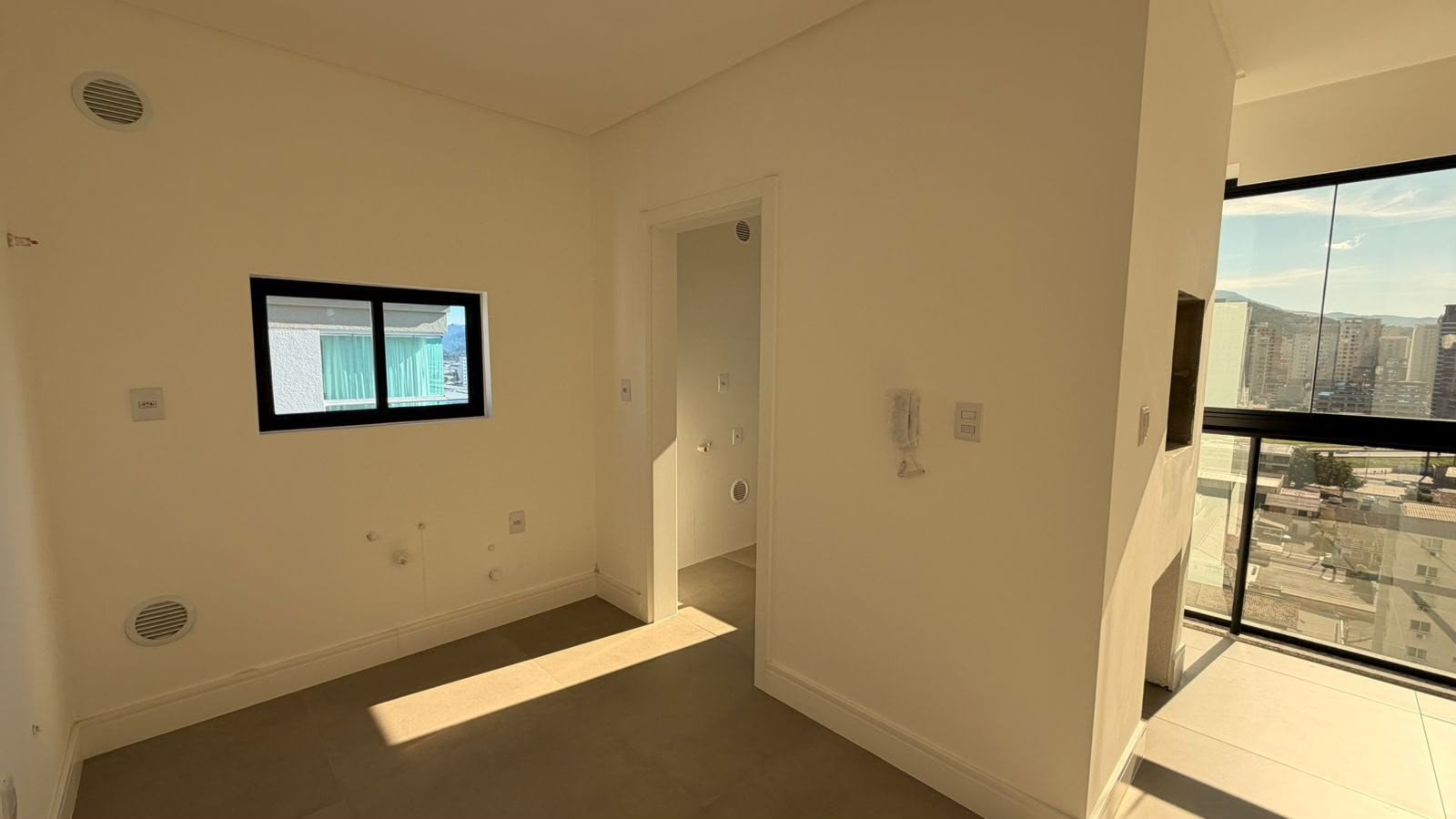 Apartamento, DOM MATEUS, Meia Praia