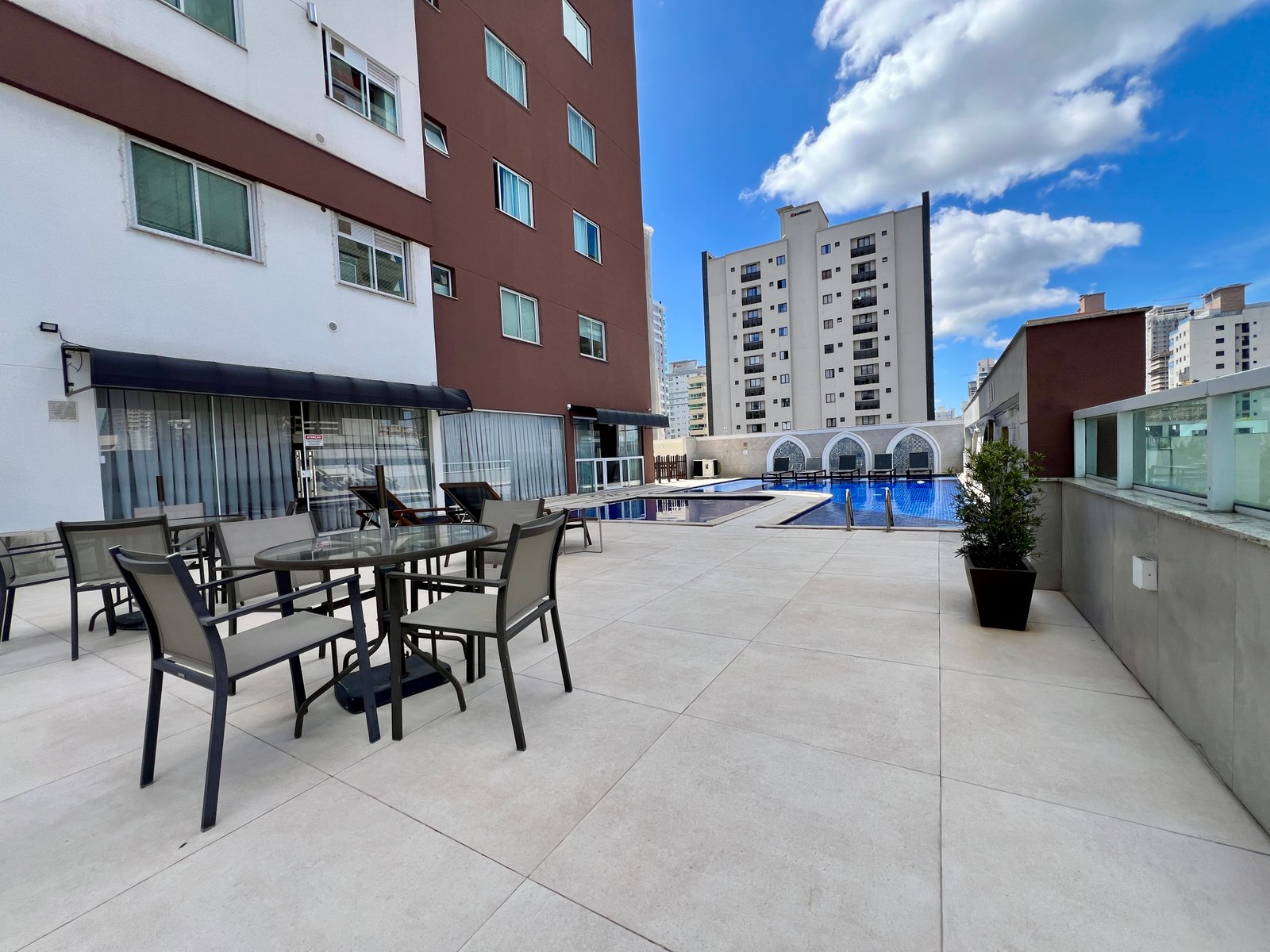Apartamento, SAINT PATRICK, Meia Praia