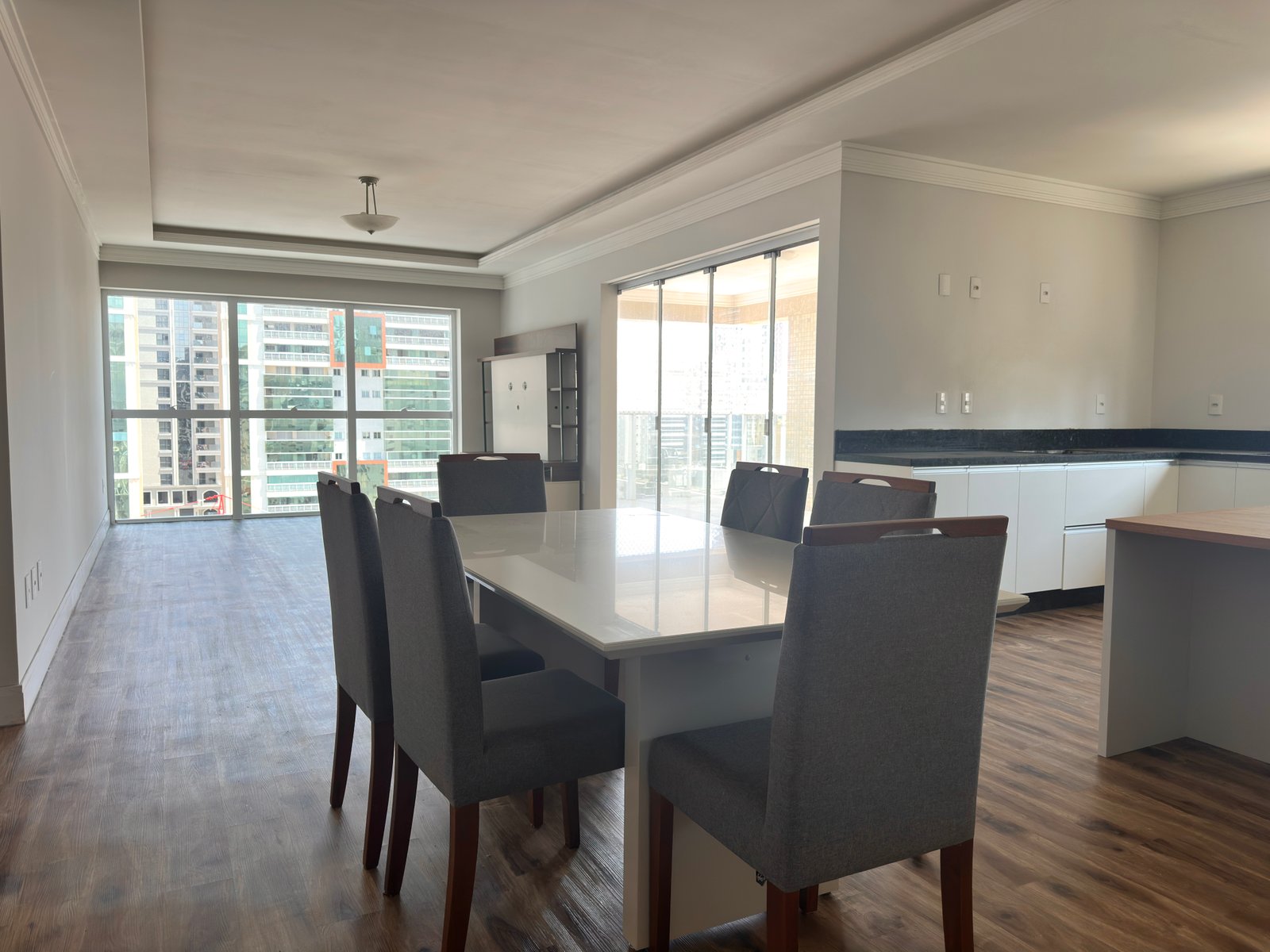 Apartamento, PRIVILEGE, Meia Praia