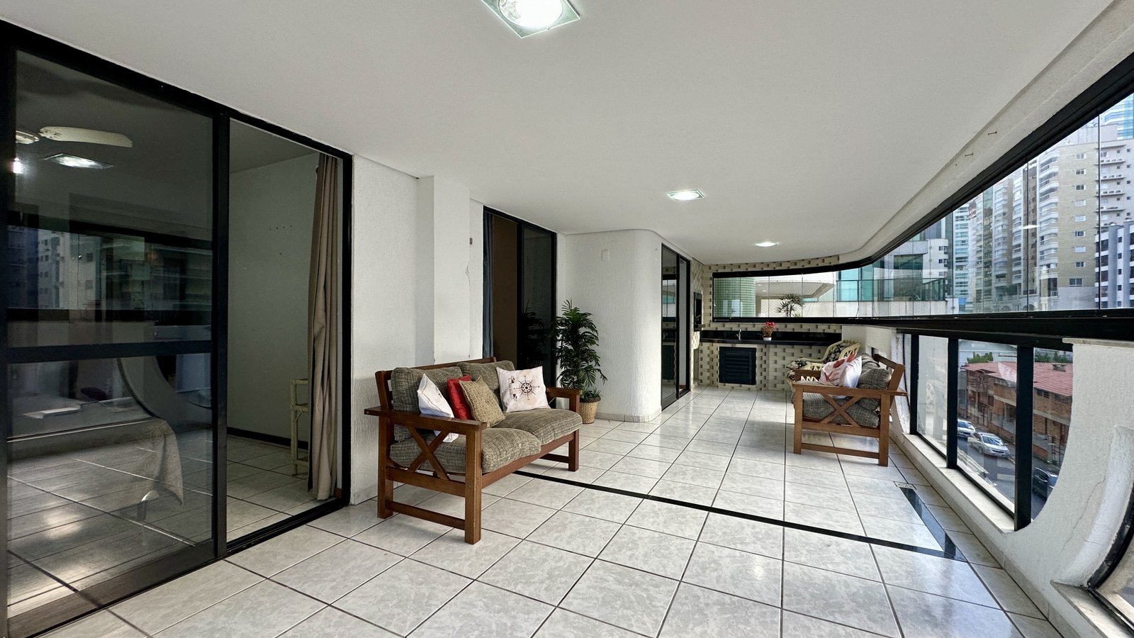 Apartamento, SONHO DE VERÃO, Meia Praia