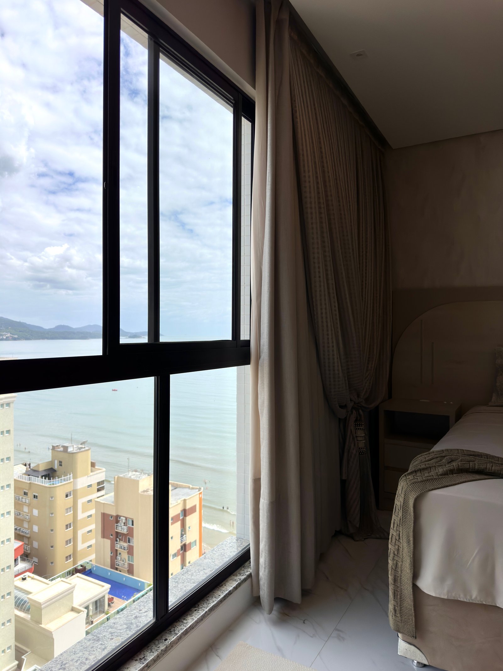 Apartamento, BEACH HOUSE, Meia Praia