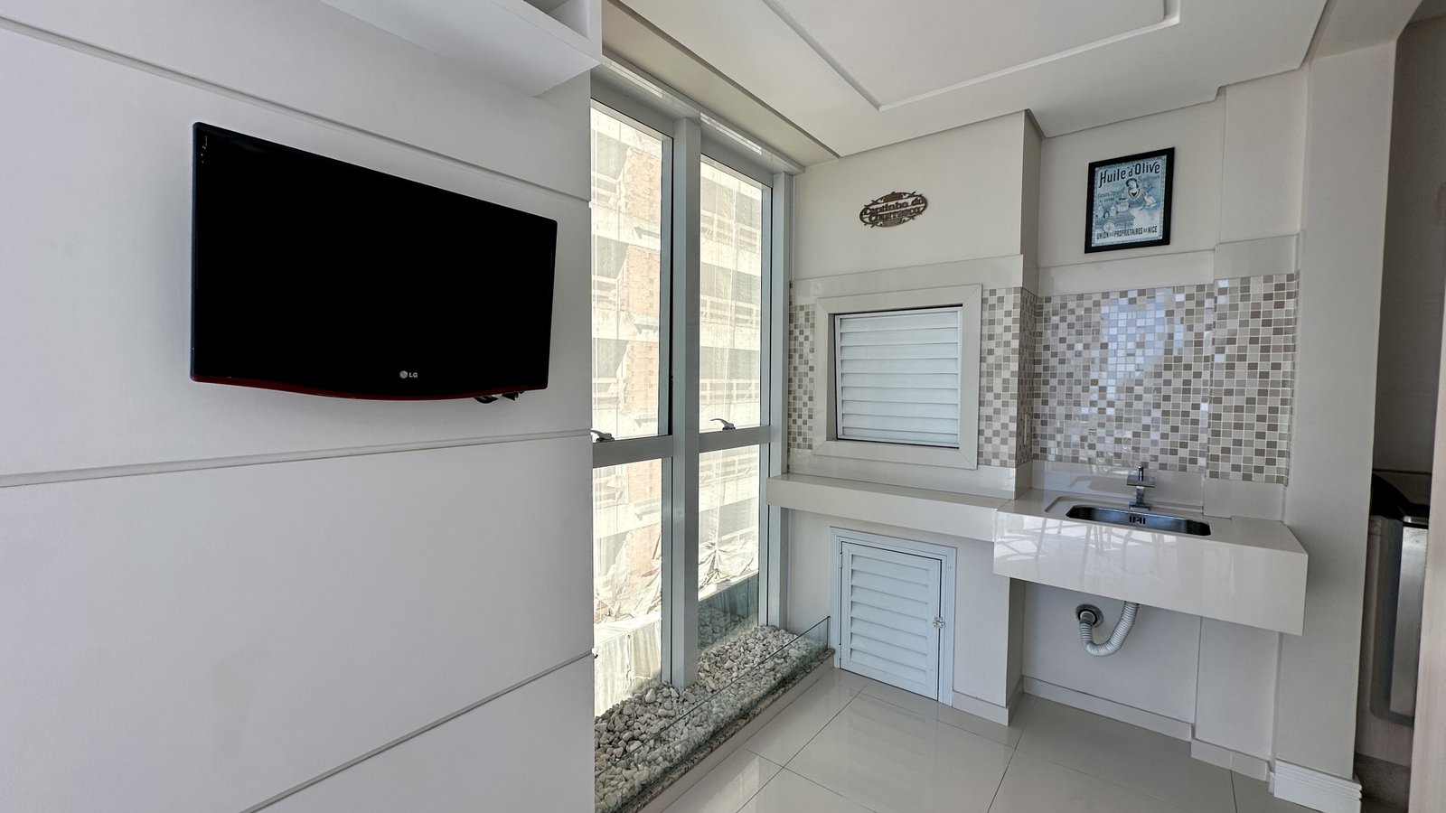 Apartamento, VILLA FLORENSE, Meia Praia