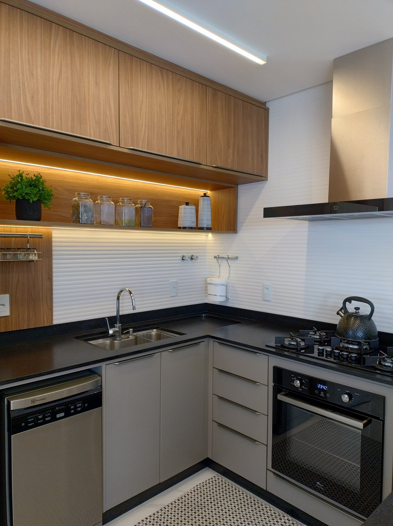 Apartamento, NOAH, Meia Praia