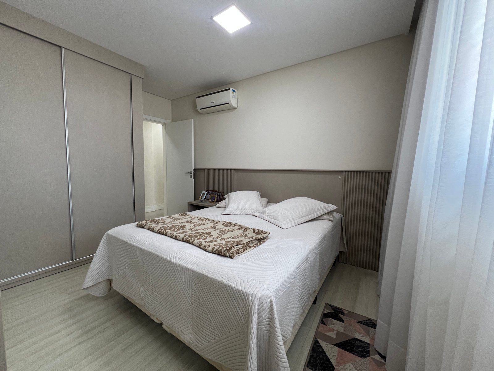 Apartamento, SAINT PATRICK, Meia Praia