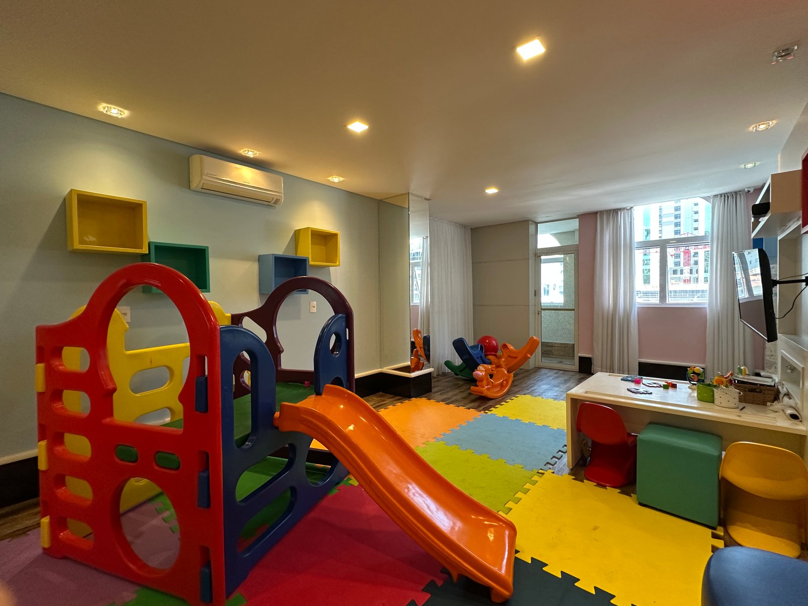 Apartamento, PRIVILEGE, Meia Praia