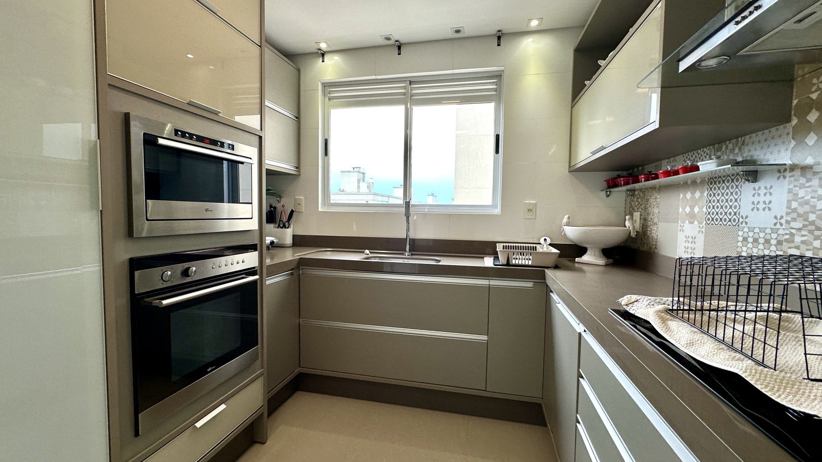 Apartamento, MANHATTAN, Meia Praia