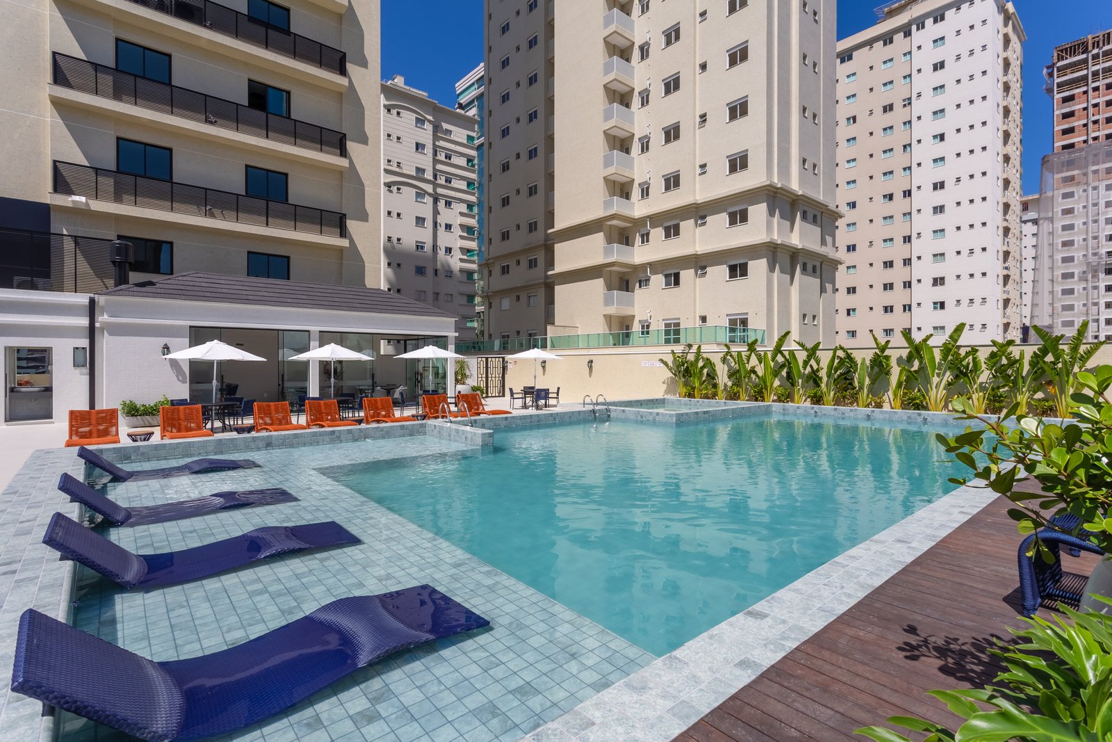 Apartamento, DOM BENEDITO, Meia Praia