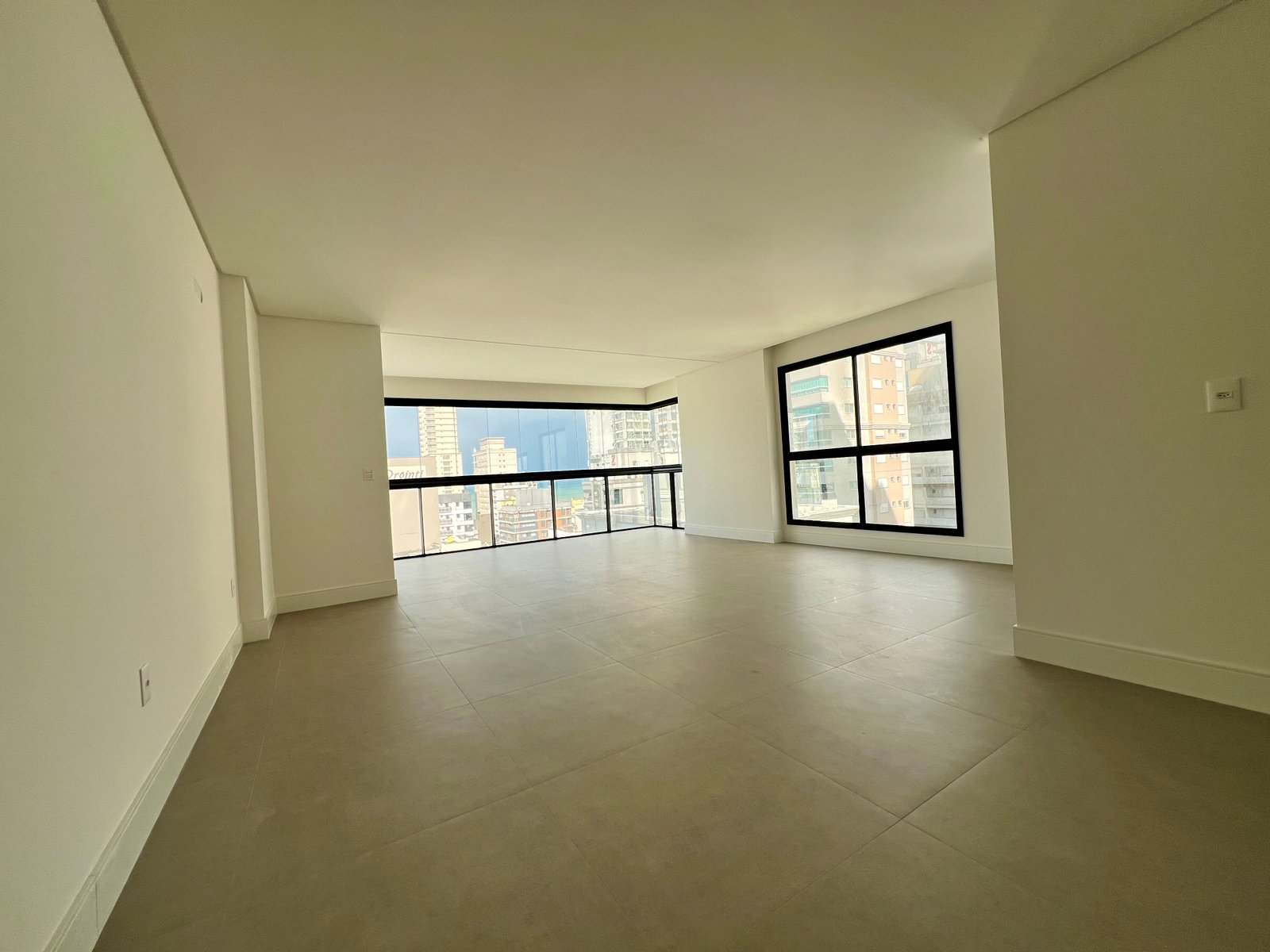 Apartamento, DOM BENEDITO, Meia Praia