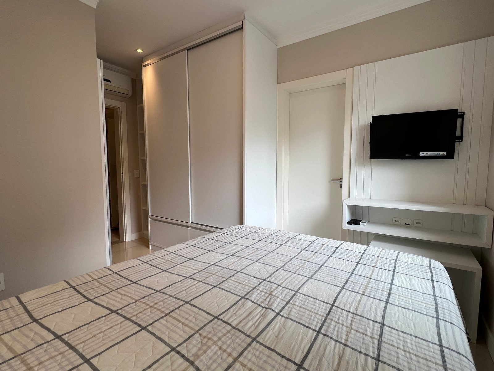 Apartamento, SORRENTO, Meia Praia