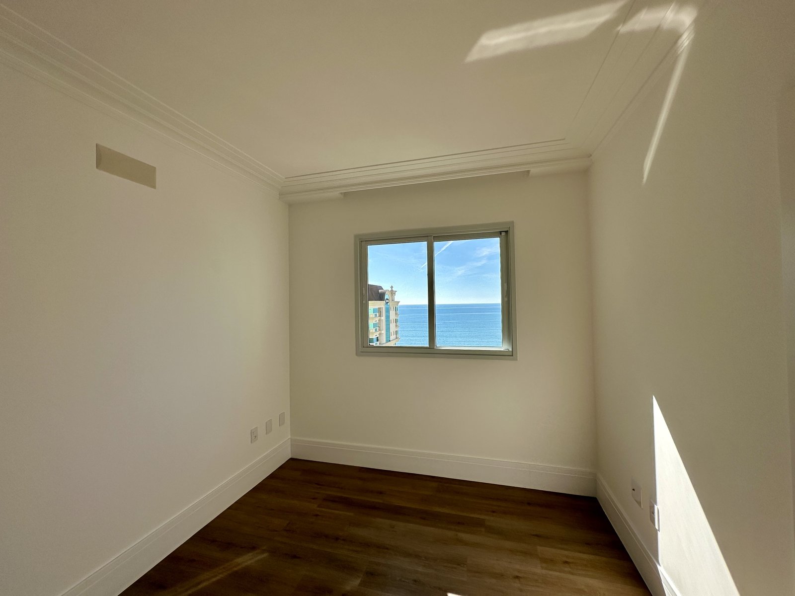Apartamento, BELÍSSIMO, Meia Praia