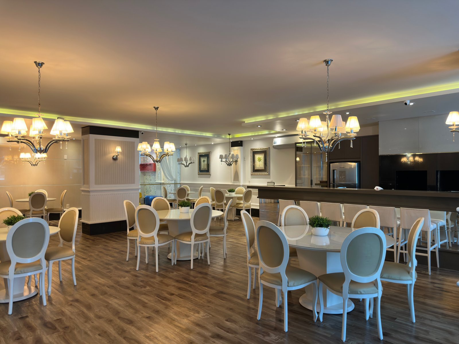 Apartamento, PRIVILEGE, Meia Praia