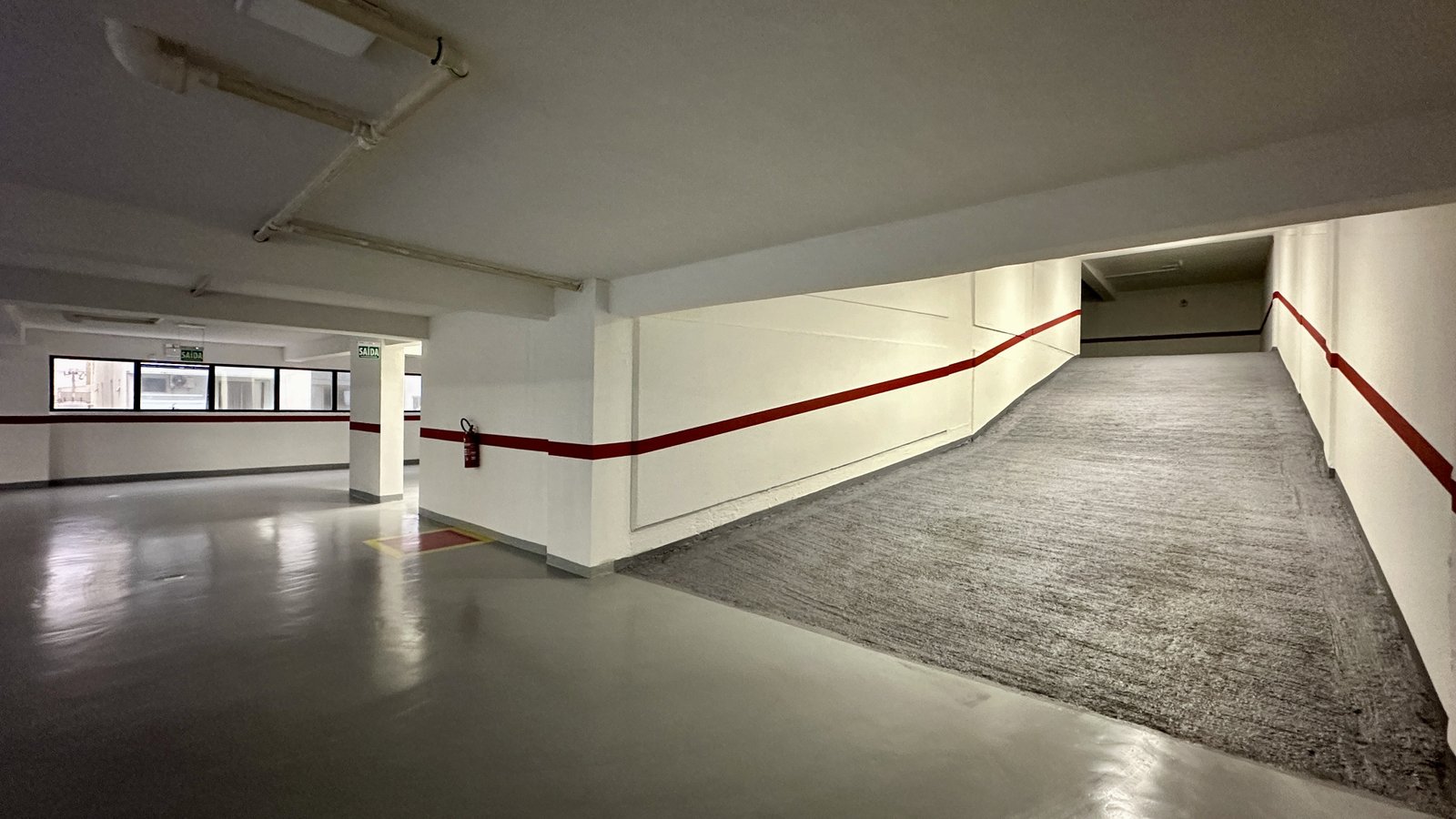 Apartamento, EZÉ, Meia Praia