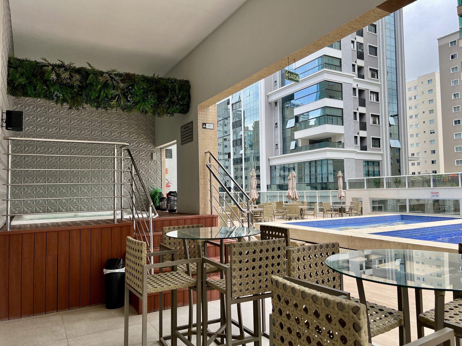 Apartamento, SIENA TOWER, Meia Praia
