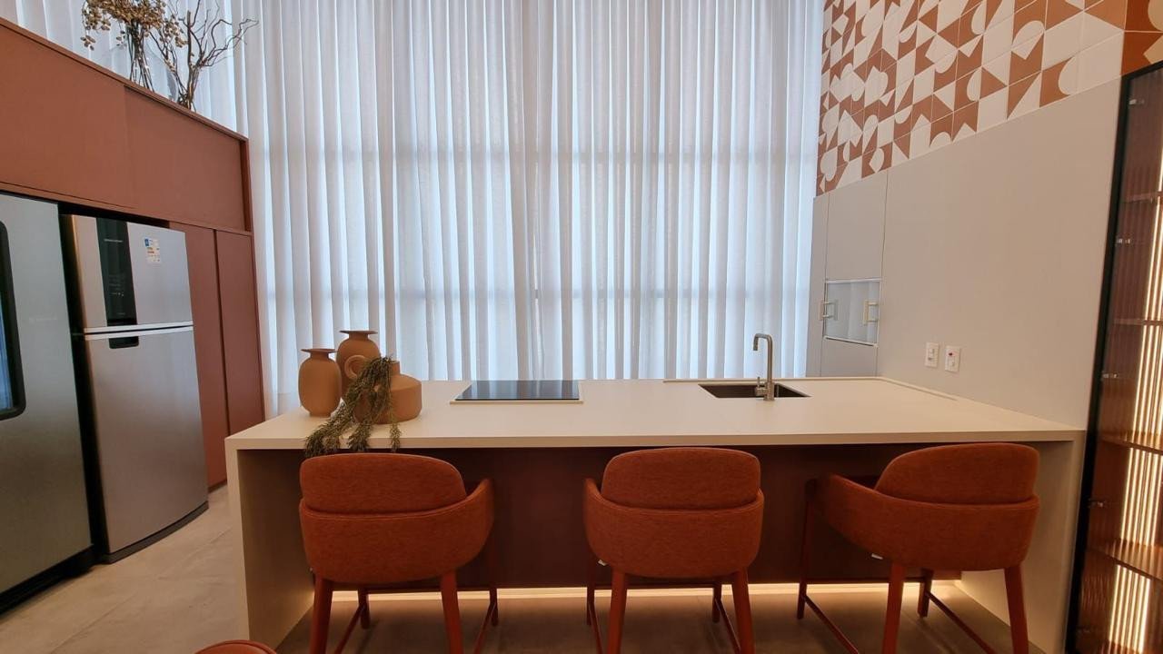 Apartamento, BROOKLYN TOWER, Meia Praia