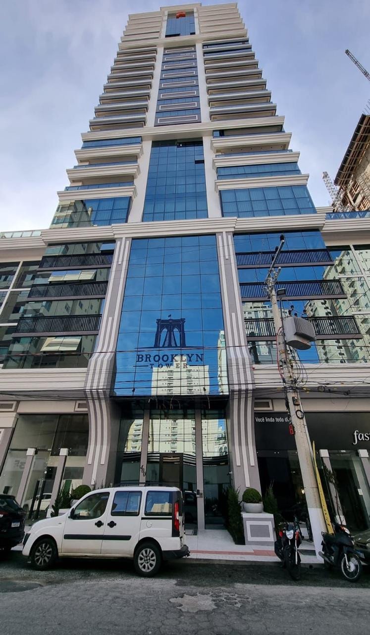 Apartamento, BROOKLYN TOWER, Meia Praia