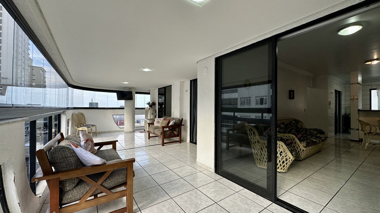 Apartamento, SONHO DE VERÃO, Meia Praia