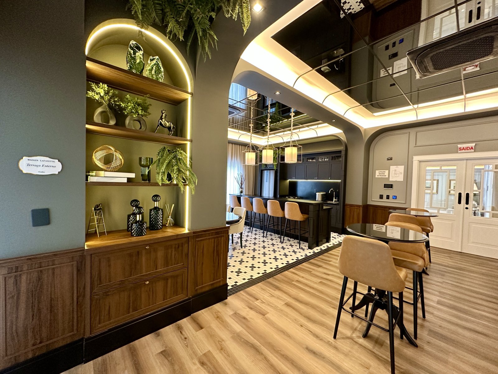 Apartamento, MAISON LAFAYETTE, Meia Praia