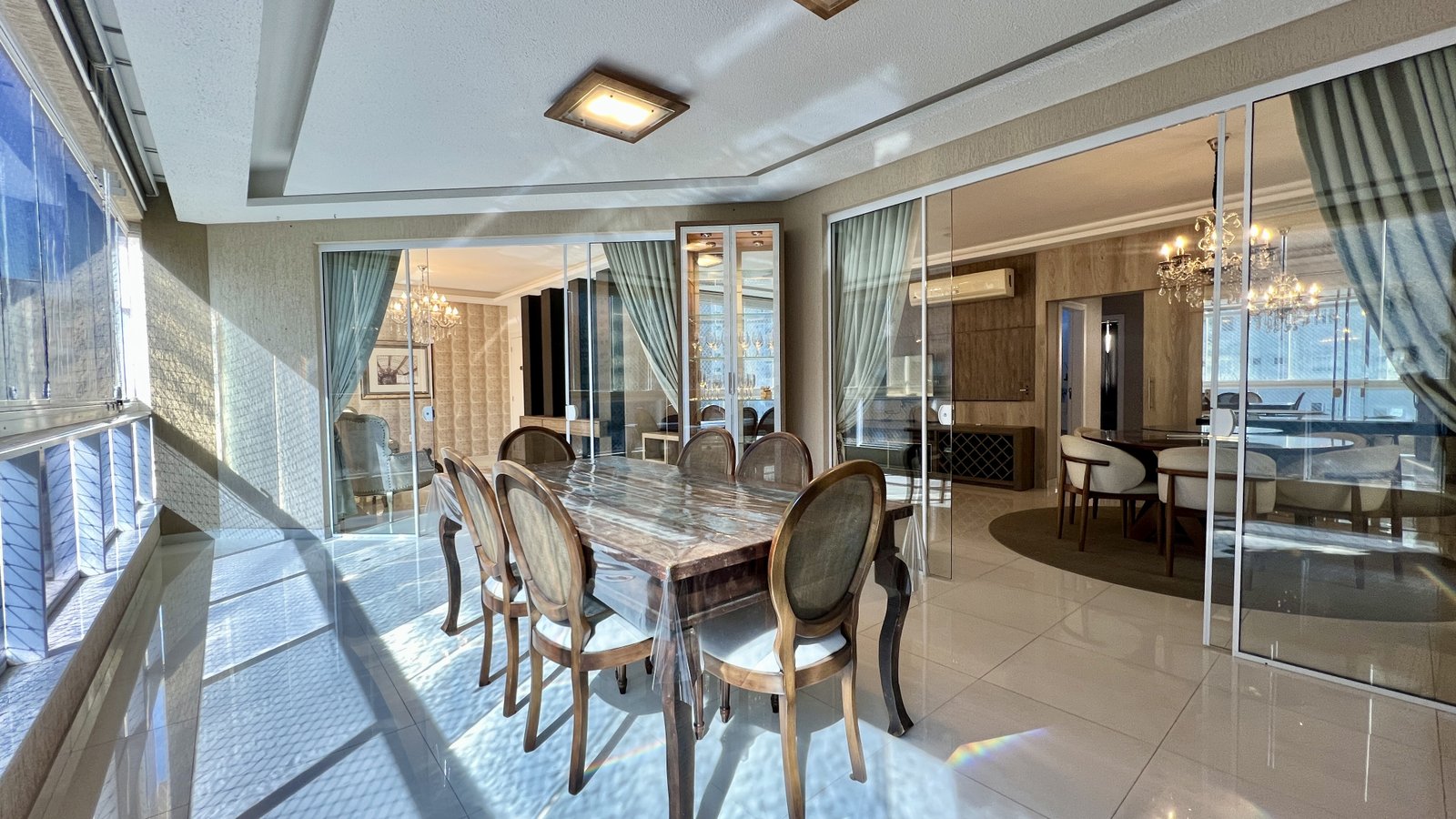 Apartamento, LUANA DELLAGNELO, Meia Praia