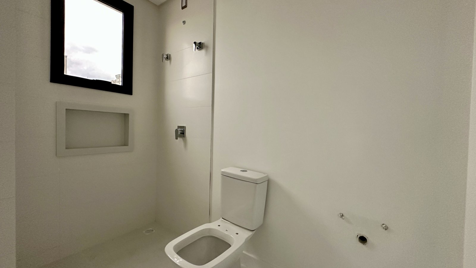 Apartamento, EZÉ, Meia Praia