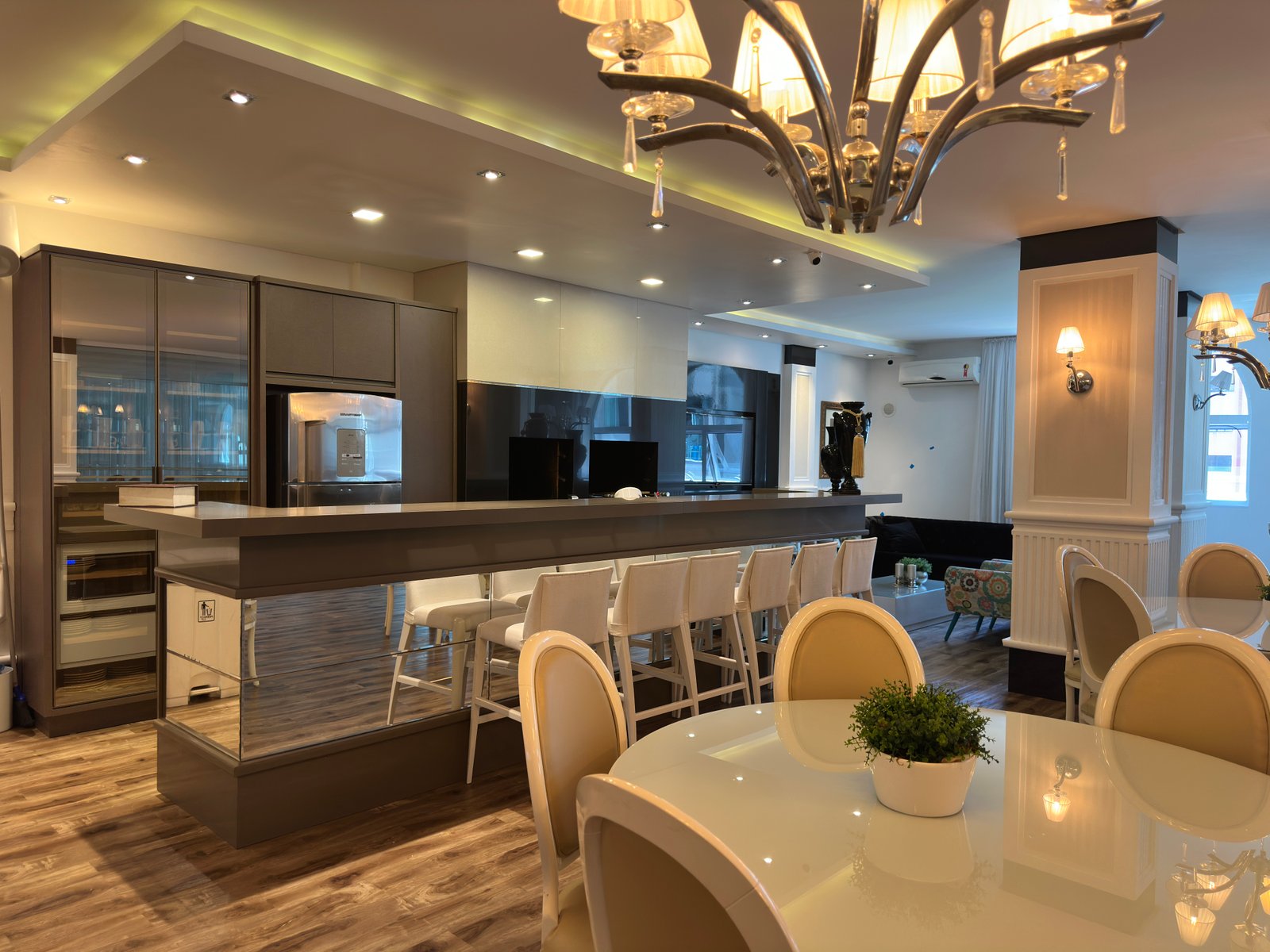 Apartamento, PRIVILEGE, Meia Praia