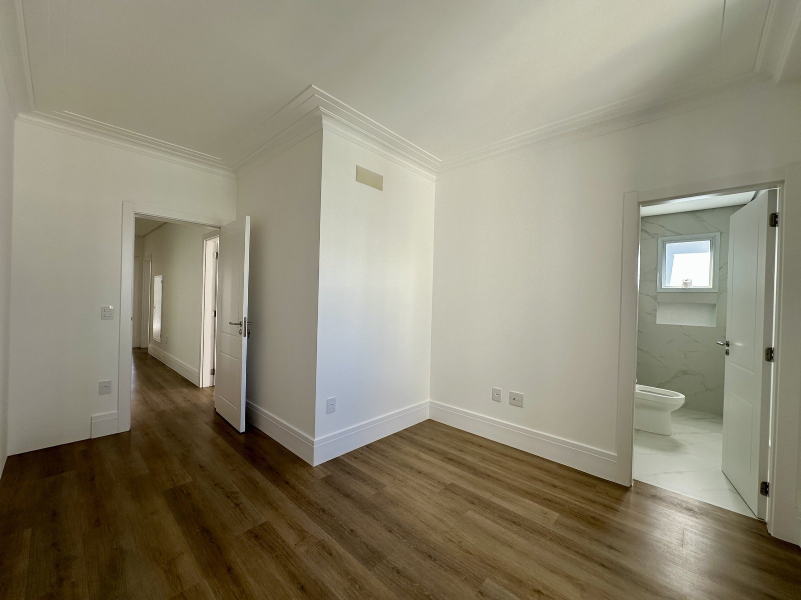 Apartamento, BELÍSSIMO, Meia Praia