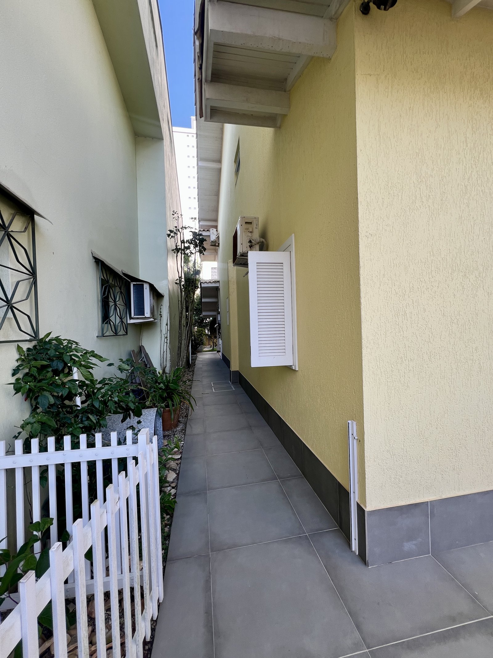 Casa, CASA AMARELA, Alto Perequê - foto 35