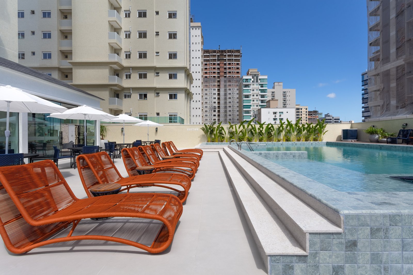 Apartamento, DOM BENEDITO, Meia Praia