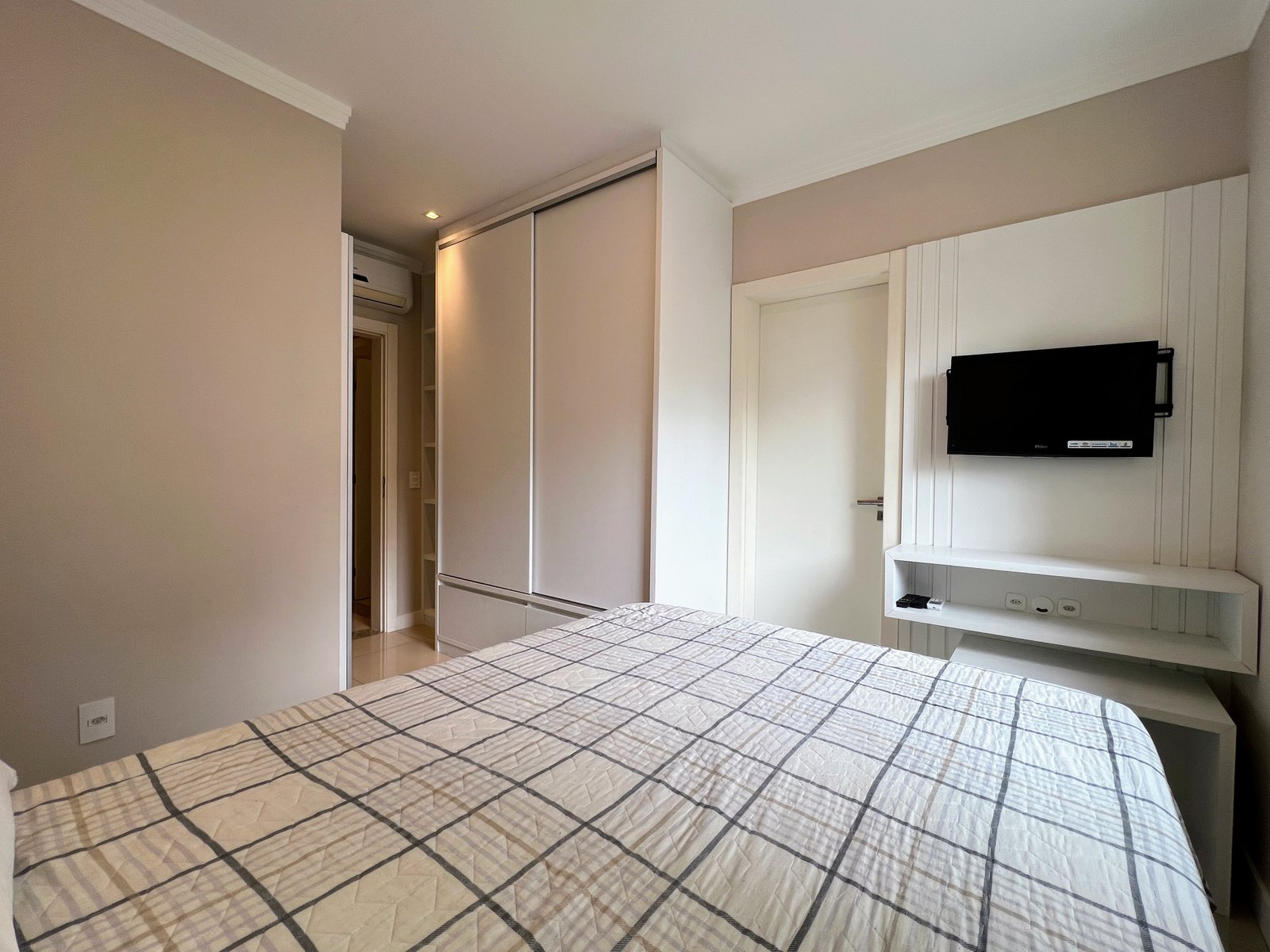 Apartamento, SORRENTO, Meia Praia