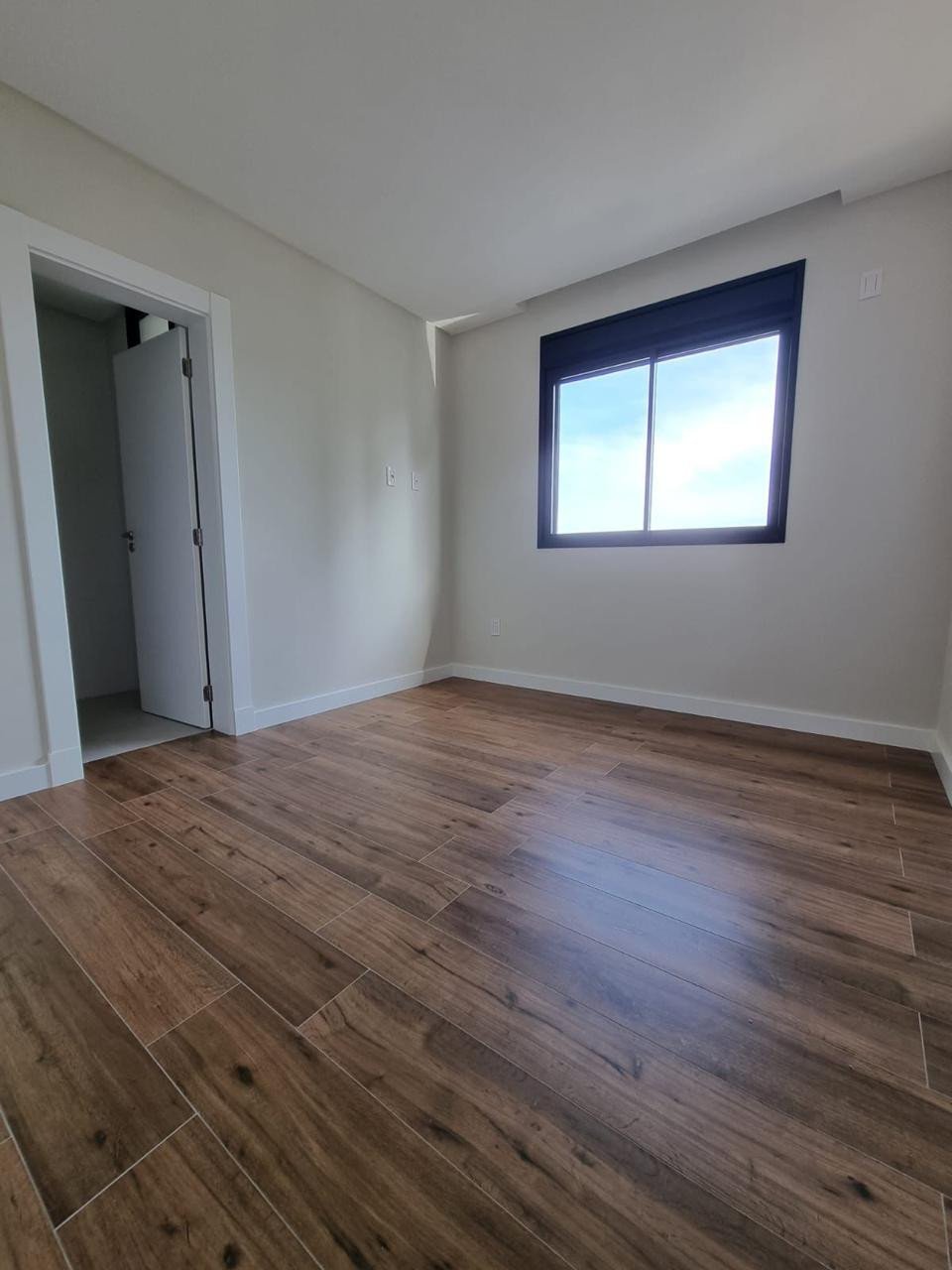 Apartamento, BROOKLYN TOWER, Meia Praia